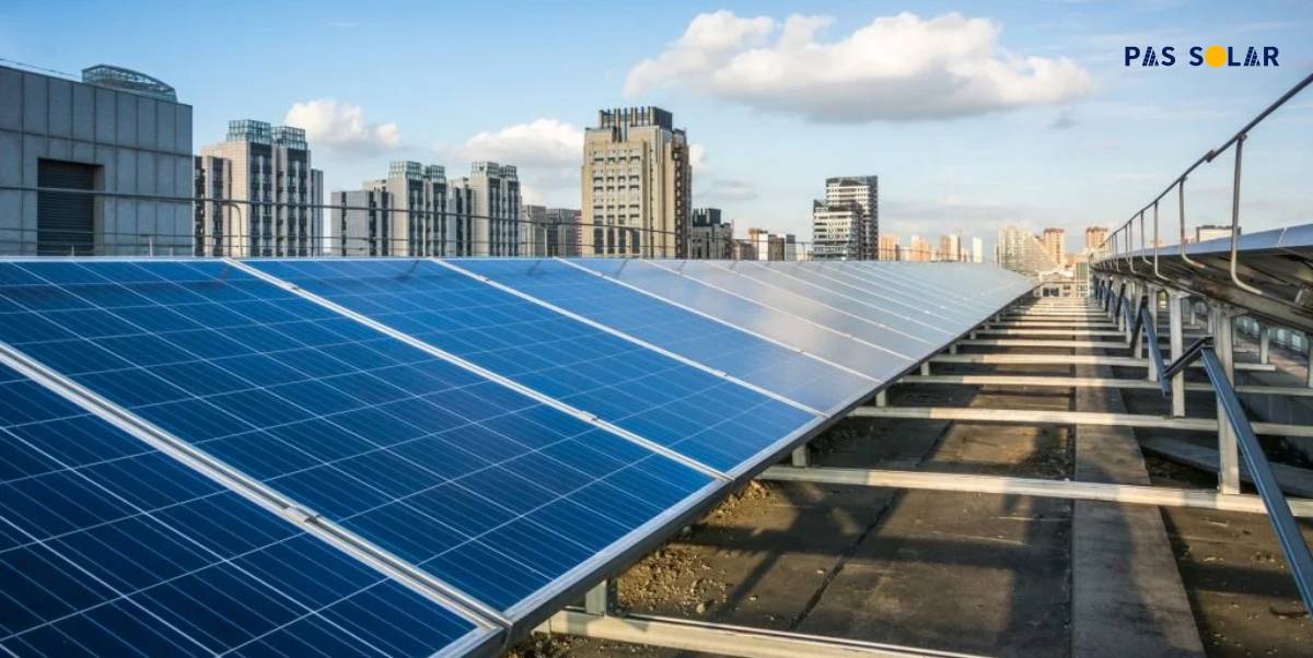 Which Solar Panel Type is Longest Lasting in the UAE_